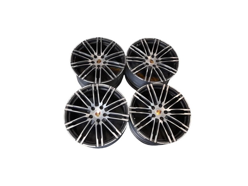 Recambio de juego llantas para porsche cayenne (typ 92aa) diesel referencia OEM IAM 95836214221OC6  