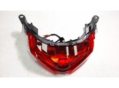 Recambio de piloto trasero central para yamaha nmax nmax 125 referencia OEM IAM B6HH471000   2