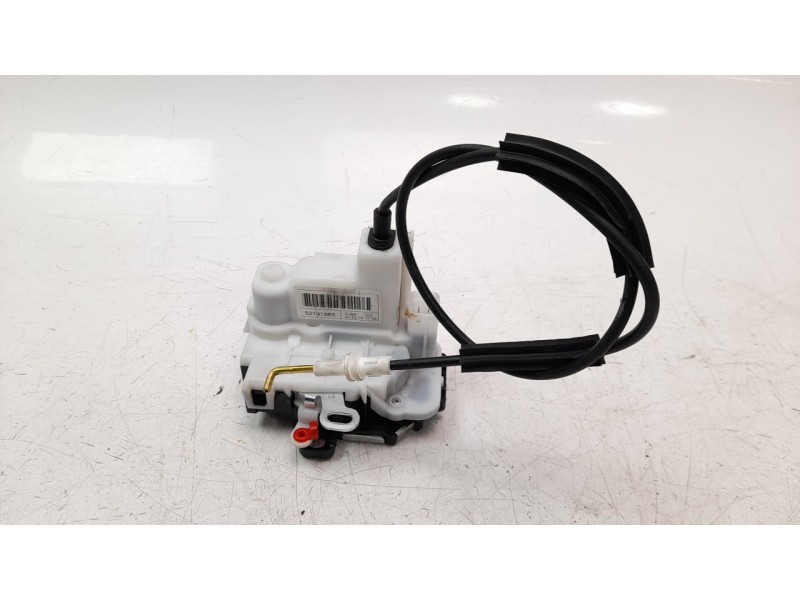 Recambio de cerradura puerta delantera izquierda para fiat 500 referencia OEM IAM 52191863  