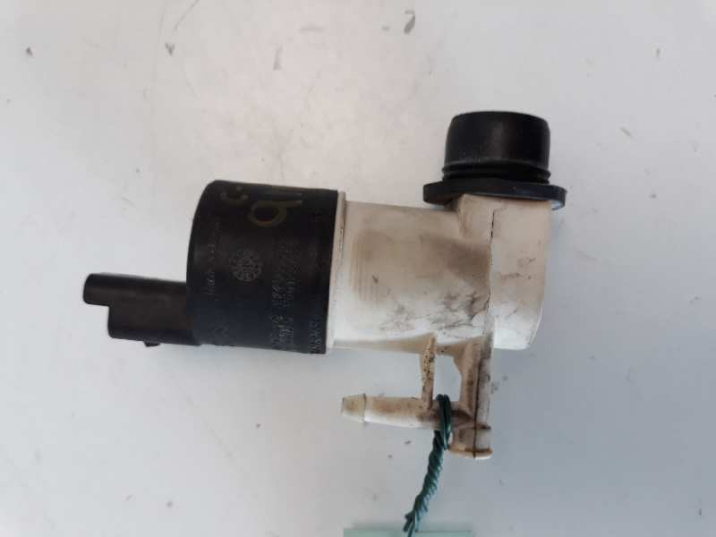 Recambio de bomba limpia para citroen c-elysée exclusive referencia OEM IAM 9641553980  