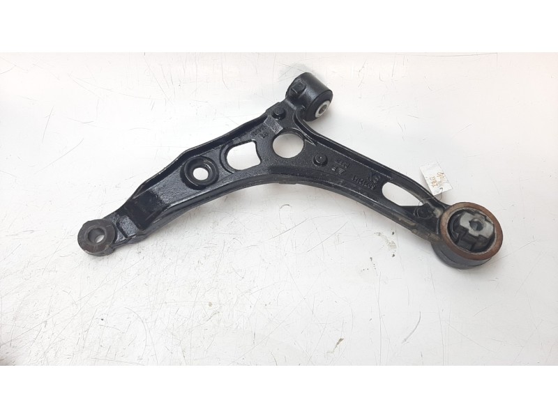 Recambio de brazo suspension inferior delantero izquierdo para fiat torino r58 referencia OEM IAM 1374223080  