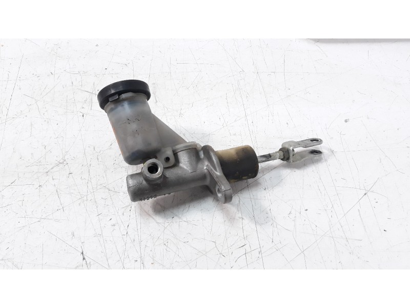 Recambio de bomba embrague para nissan terrano/terrano.ii (r20) 3.0 td cat referencia OEM IAM 306107F000  