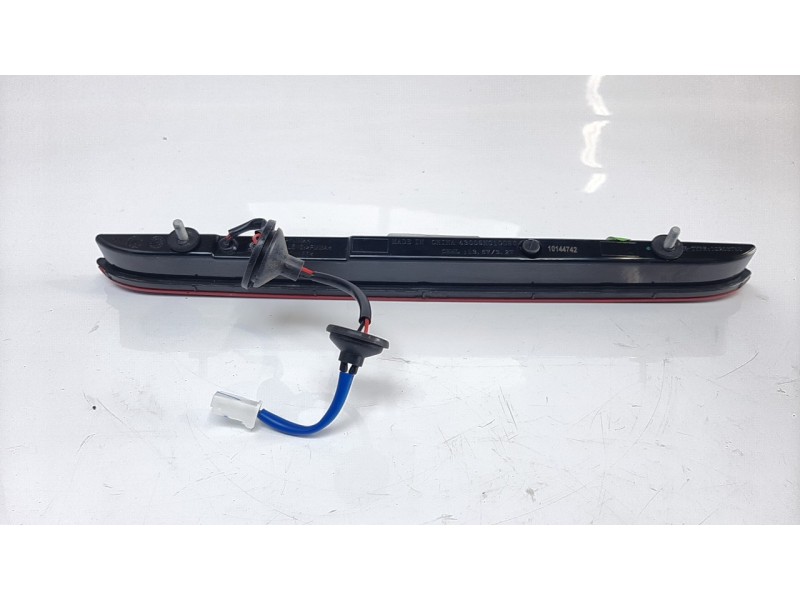 Recambio de luz central de freno para mg hs comfort referencia OEM IAM 10144742  