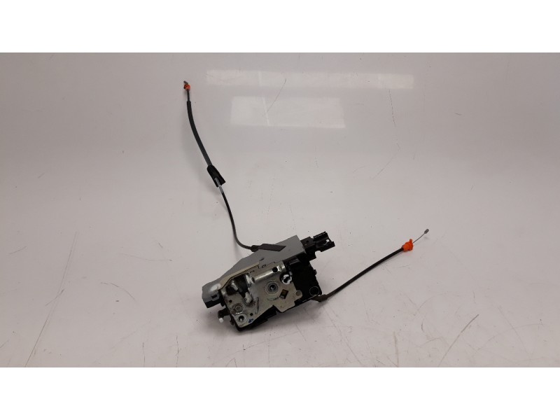 Recambio de cerradura puerta trasera izquierda para citroen c4 picasso 2.0 blue-hdi fap referencia OEM IAM 24090816  