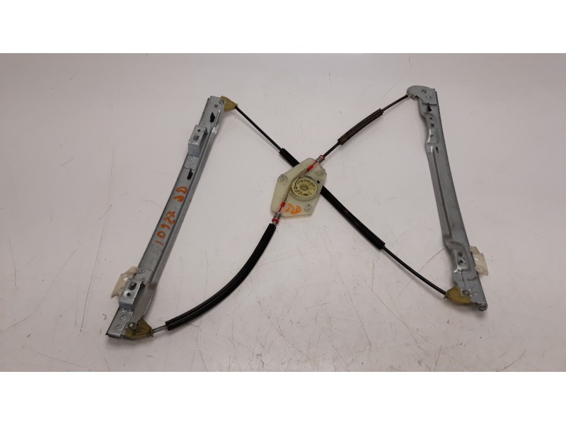 Recambio de elevalunas delantero derecho para citroen c4 picasso 2.0 blue-hdi fap referencia OEM IAM 9222CT 106073615 111390