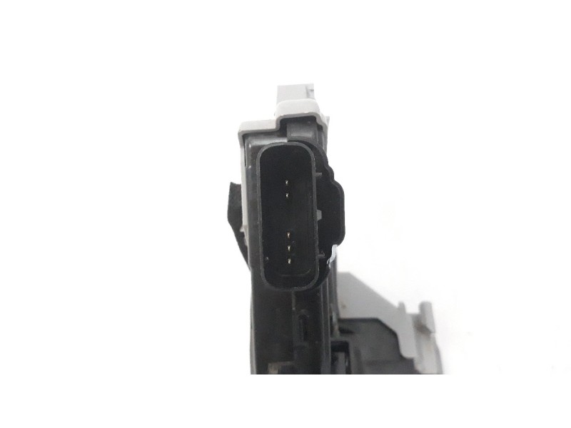 Recambio de cerradura puerta trasera izquierda para hyundai ioniq referencia OEM IAM 81410G2000  