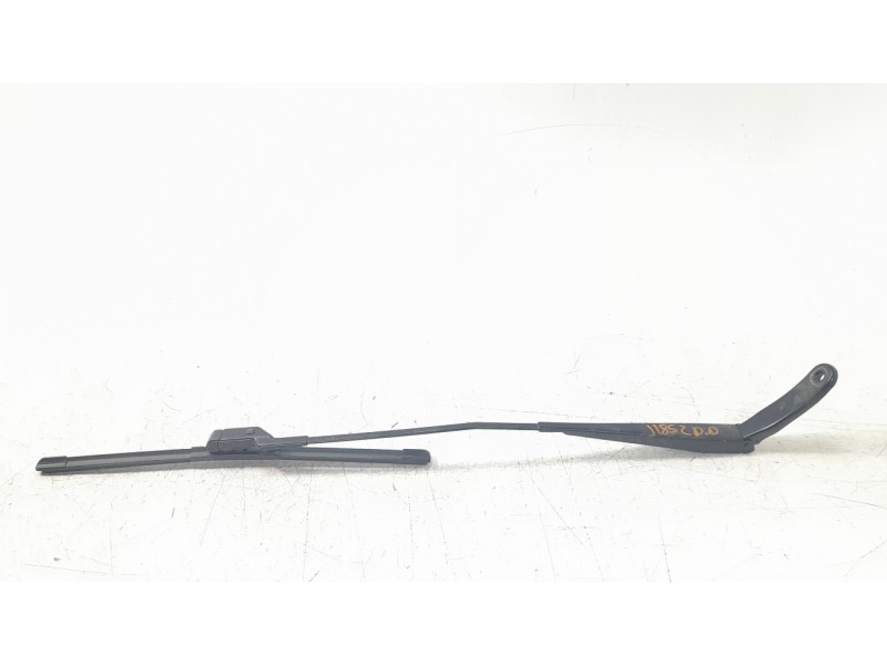 Recambio de brazo limpia delantero derecho para mg hs comfort referencia OEM IAM 10324822  