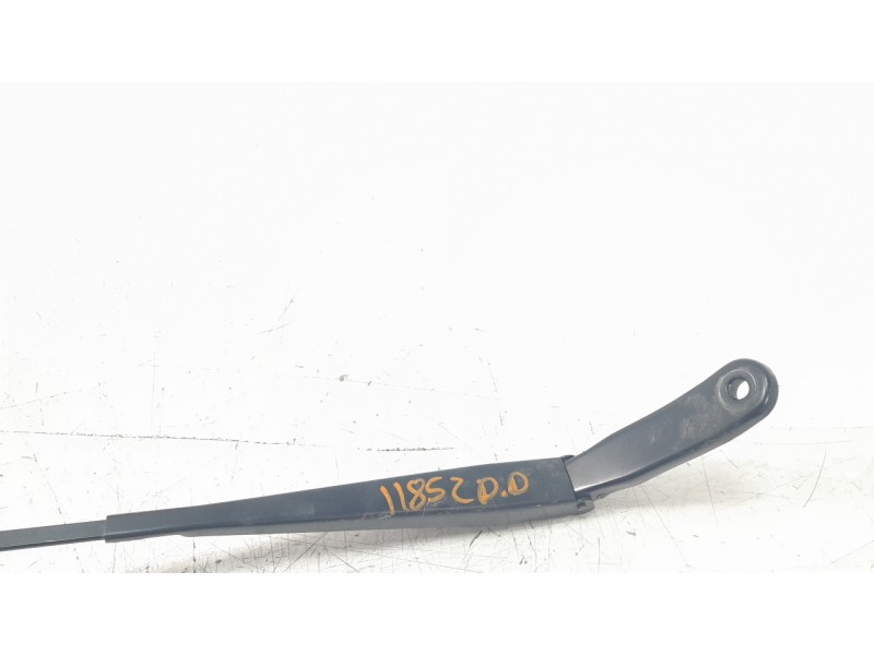 Recambio de brazo limpia delantero derecho para mg hs comfort referencia OEM IAM 10324822  
