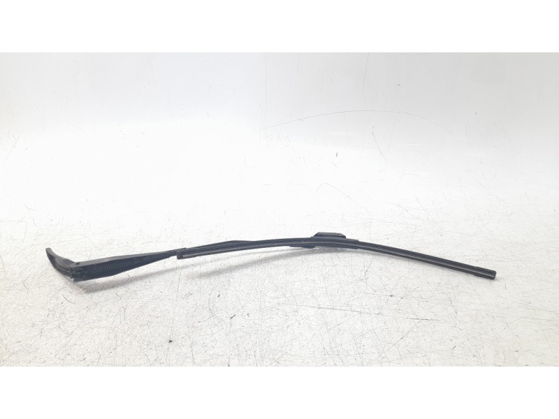 Recambio de brazo limpia delantero izquierdo para mg hs comfort referencia OEM IAM 10324821  