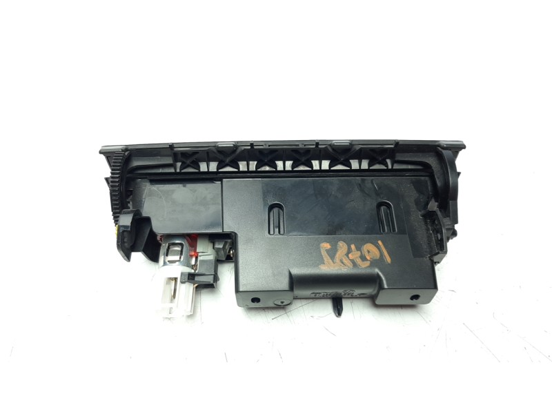 Recambio de cenicero para volkswagen passat berlina (3c2) 2.0 tdi referencia OEM IAM 3C0863284A 3C0857961A 