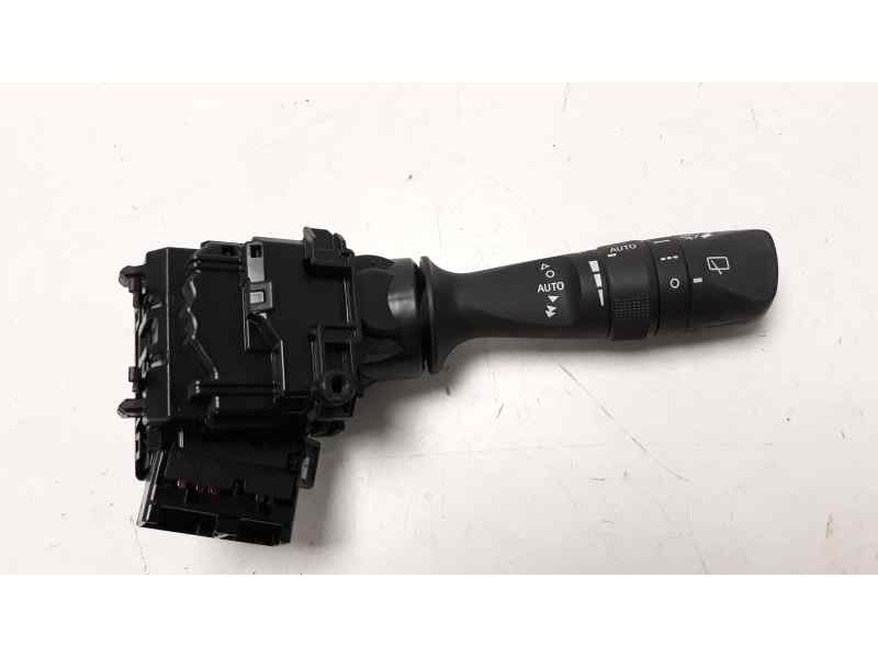 Recambio de mando limpia para toyota auris active referencia OEM IAM 267017F858  