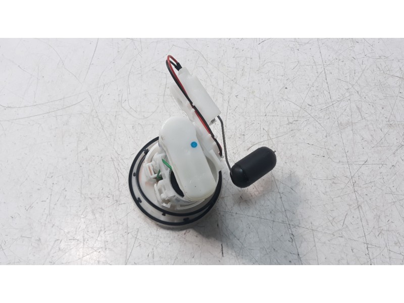 Recambio de bomba combustible para honda x-adv referencia OEM IAM UCT35HU70 16700MKTD01 
