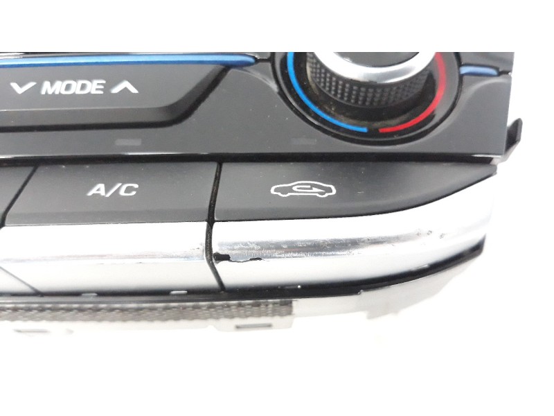 Recambio de mando climatizador para hyundai ioniq referencia OEM IAM 97250G2050MBI  