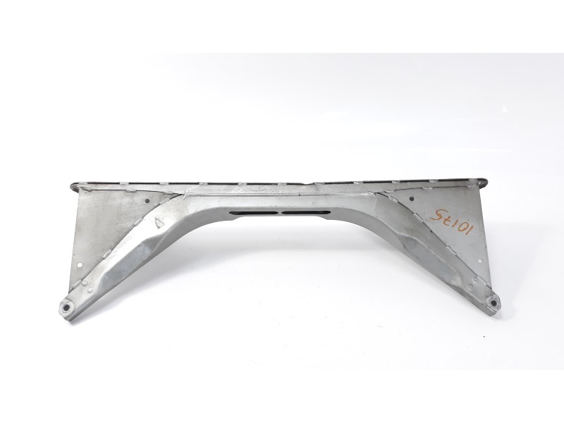 Recambio de travesaño inferior para porsche cayman (typ 981c) gt4 referencia OEM IAM 98133107180  