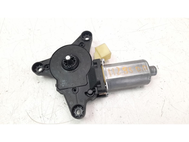 Recambio de motor elevalunas delantero derecho para mercedes-benz vito mixto 06.2003  2.1 cdi referencia OEM IAM   