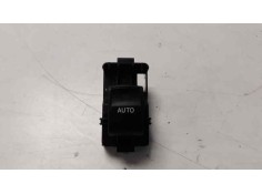 MANDO ELEVALUNAS DELANTERO DERECHO 848100D030 848100D030 