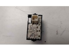 Recambio de mando elevalunas delantero derecho para toyota auris active referencia OEM IAM 848100D030   2