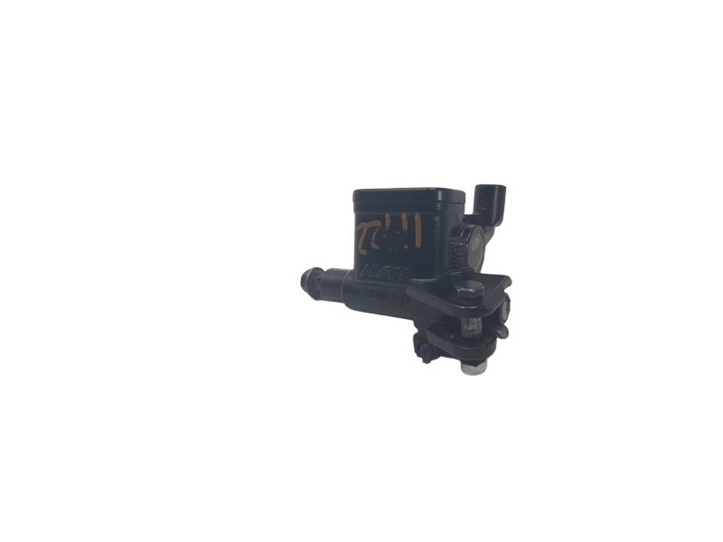 Recambio de bomba freno delantera para yamaha nmax nmax 125 referencia OEM IAM B6HF583T00  