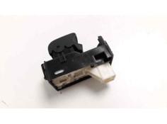 Recambio de mando elevalunas trasero izquierdo para toyota auris active referencia OEM IAM 848100D030   2