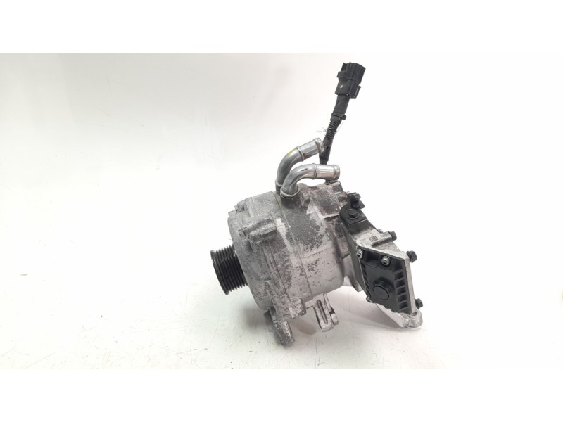 Recambio de alternador para hyundai ioniq referencia OEM IAM 3739003900  