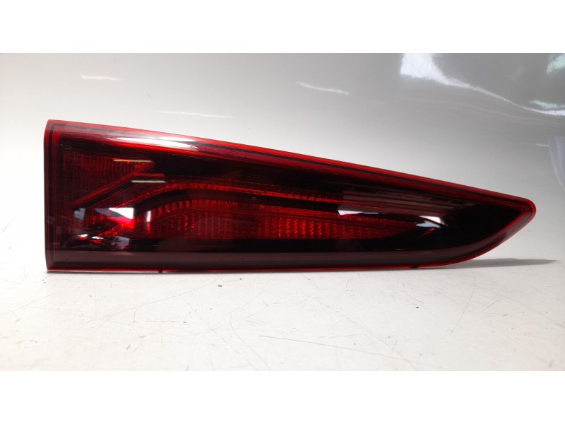 Recambio de piloto trasero izquierdo interior para hyundai kona 1.0 tgdi cat referencia OEM IAM 92403J9000  