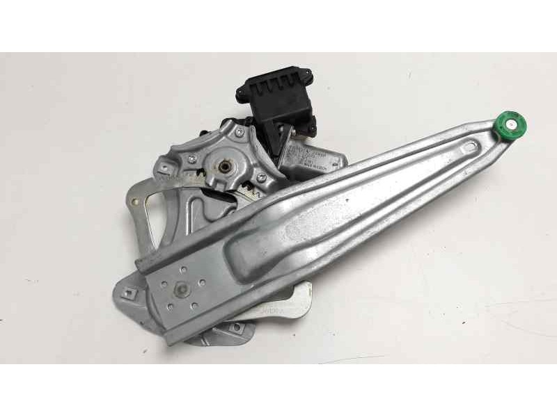 Recambio de elevalunas trasero derecho para toyota auris active referencia OEM IAM 6983002240  