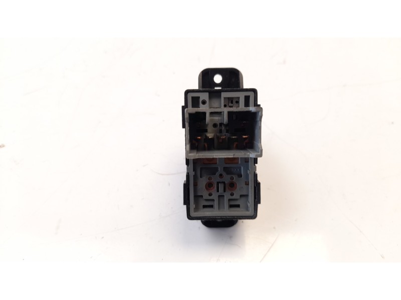 Recambio de mando elevalunas delantero derecho para hyundai i20 1.2 16v cat referencia OEM IAM 93580C8000 IAF420087 EWSHY044
