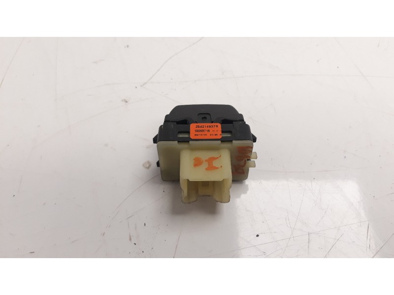 Recambio de mando elevalunas delantero izquierdo para dacia sandero 1.2 16v cat referencia OEM IAM 254214937R  