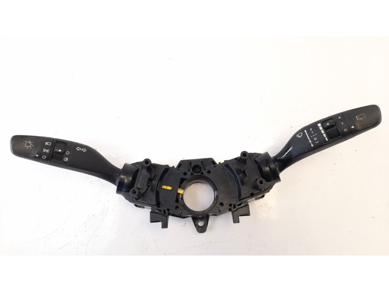 Recambio de mando multifuncion para hyundai i20 1.2 16v cat referencia OEM IAM 93403C8450  