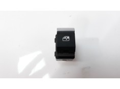 MANDO ELEVALUNAS DELANTERO DERECHO 4M0959855 IAF170037HQ EWSAU068