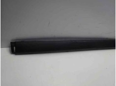Recambio de molduras traseras para bmw serie 3 berlina (e46) referencia OEM IAM 51128195317  BM0181255 2