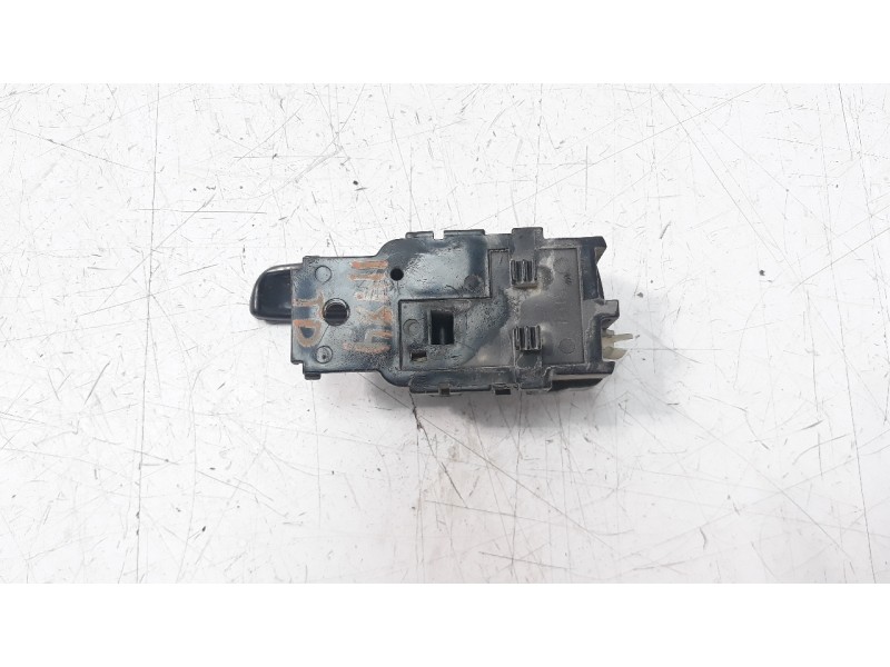 Recambio de maneta interior trasera derecha para nissan terrano/terrano.ii (r20) 3.0 td cat referencia OEM IAM 826070F600  