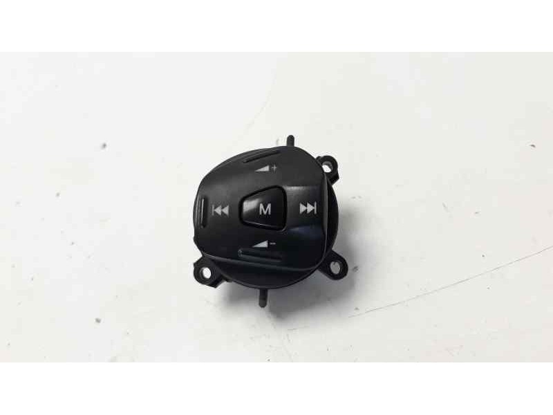 Recambio de mando volante para toyota auris active referencia OEM IAM 8A6T14K147AE  