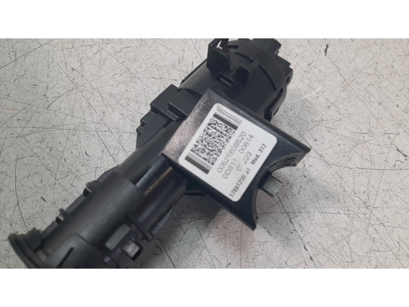 Recambio de conmutador de arranque para fiat 500 referencia OEM IAM 52180852  