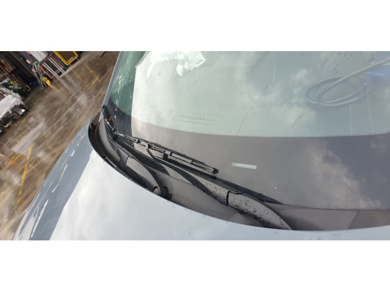 Recambio de brazo limpia delantero izquierdo para hyundai kona 1.0 tgdi cat referencia OEM IAM 98311J9000  