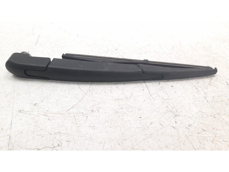 Recambio de brazo limpia trasero para hyundai kona 1.0 tgdi cat referencia OEM IAM 988152P000  