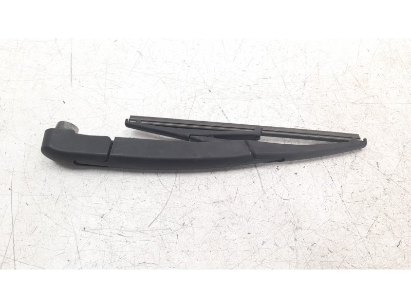 Recambio de brazo limpia trasero para hyundai kona 1.0 tgdi cat referencia OEM IAM 988152P000  