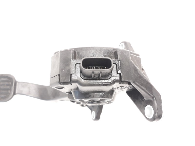 Recambio de potenciometro pedal para toyota corolla (e21) referencia OEM IAM 7811002211  