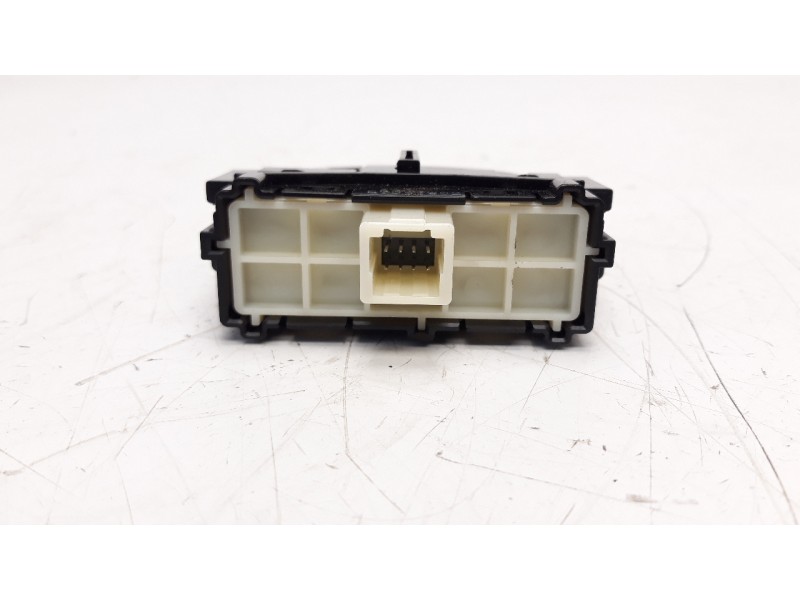 Recambio de interruptor para toyota corolla (e21) referencia OEM IAM 75L678  