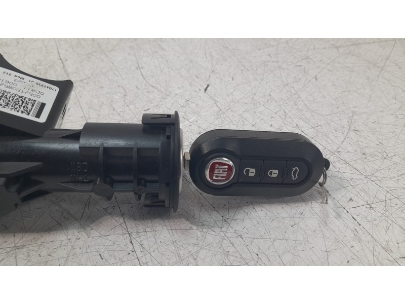 Recambio de conmutador de arranque para fiat 500 referencia OEM IAM 52180852  