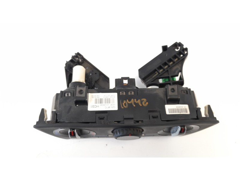 Recambio de mando calefaccion / aire acondicionado para hyundai i20 1.2 16v cat referencia OEM IAM 97250C8010  