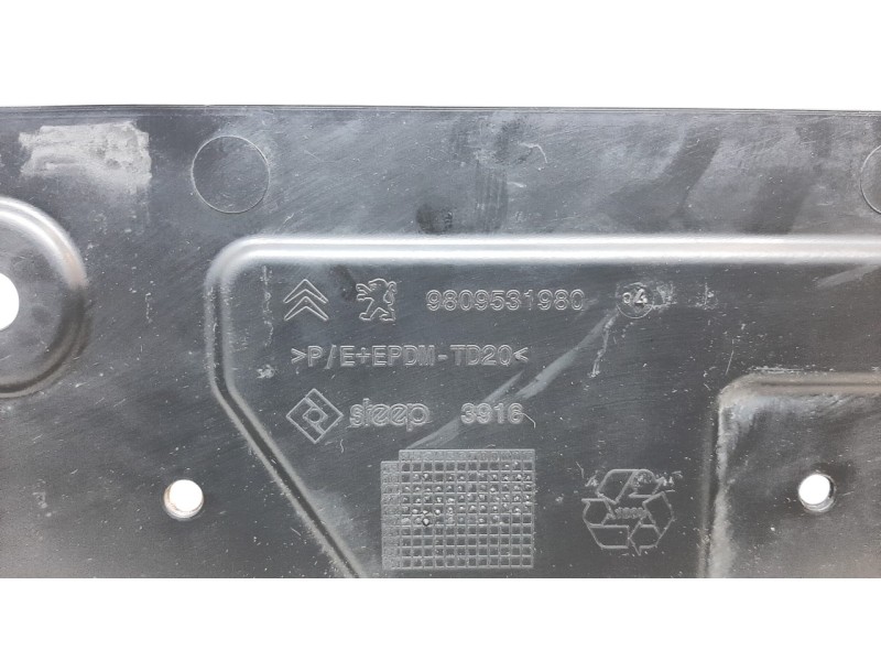 Recambio de cubrecarter para peugeot 3008 allure referencia OEM IAM 9809531980  