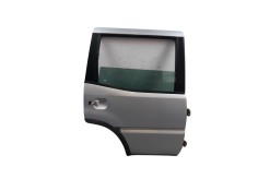 PUERTA TRASERA DERECHA 821007F630 