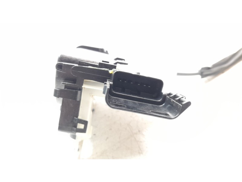Recambio de cerradura puerta trasera izquierda para citroen c3 aircross feel referencia OEM IAM 9826677280  