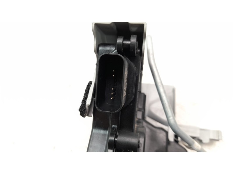 Recambio de cerradura puerta delantera izquierda para hyundai kona 1.0 tgdi cat referencia OEM IAM 81310J9000  