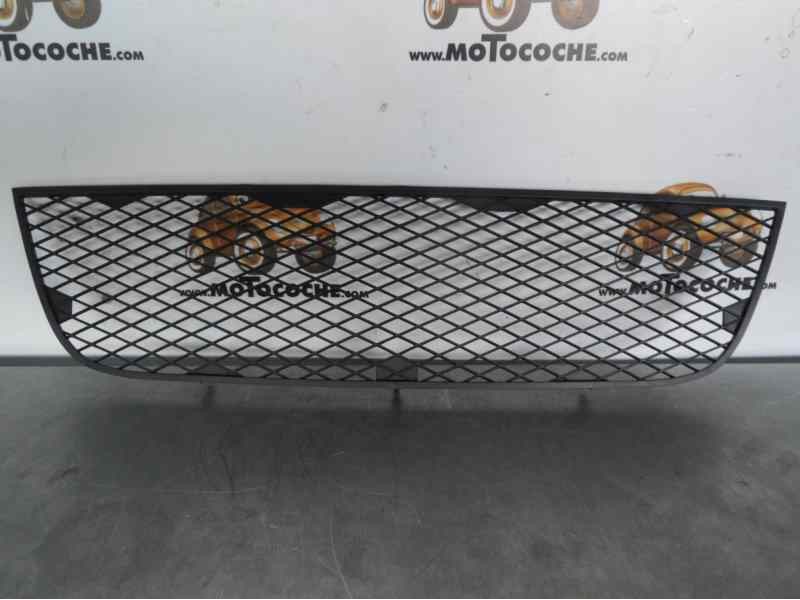 Recambio de rejilla paragolpes central para fiat doblo (119) referencia OEM IAM 71740733 107094806 FT9092120