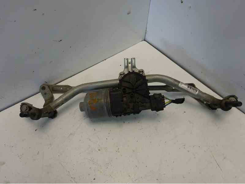 Recambio de motor limpia delantero para peugeot 208 access referencia OEM IAM 9673222580 0390241540 