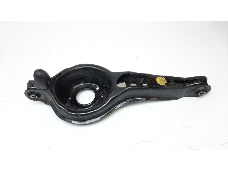 Recambio de brazo suspension inferior trasero izquierdo para volvo v40 kinetic referencia OEM IAM 31387063  