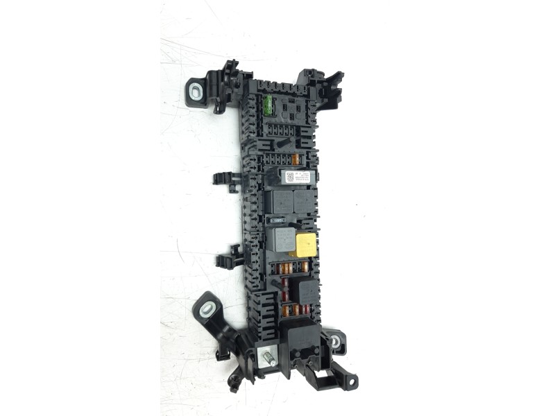 Recambio de caja reles / fusibles para mercedes-benz clase b (w246) 1.5 cdi cat referencia OEM IAM A2465400240  