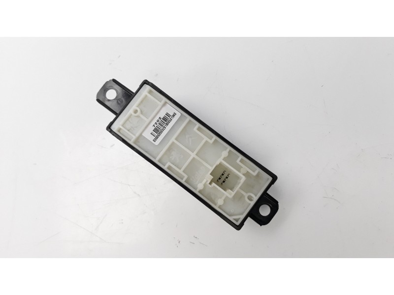 Recambio de interruptor para peugeot 208 1.2 16v vti referencia OEM IAM 98097243XU  